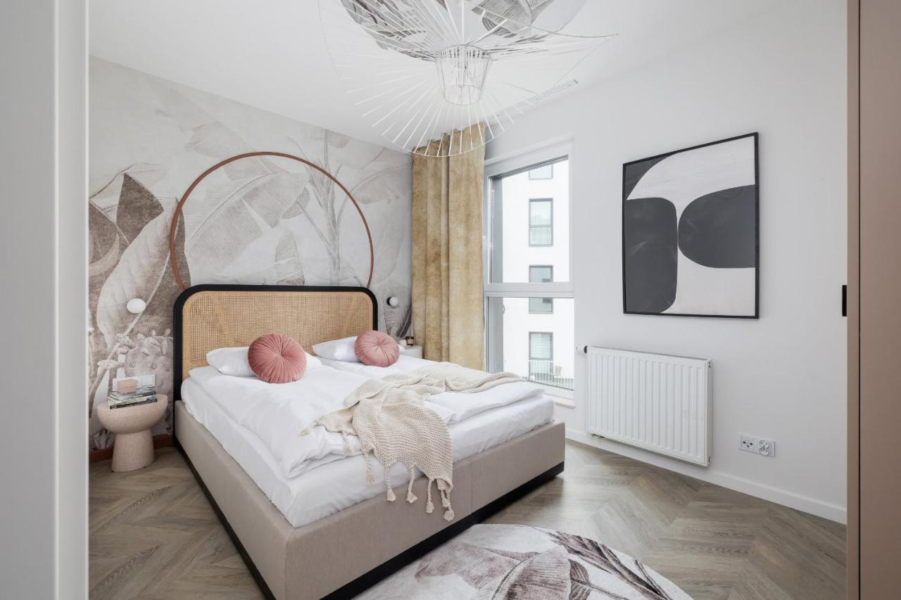 Deluxe Podskale 18 With Parking & Balcony In By Renters Prestige Krakow