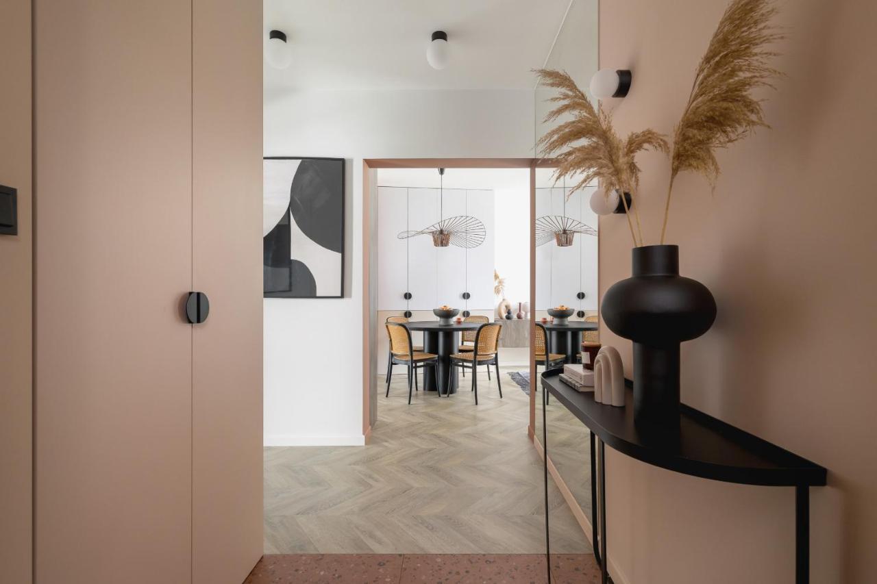 Deluxe Podskale 18 With Parking & Balcony In By Renters Prestige Krakow