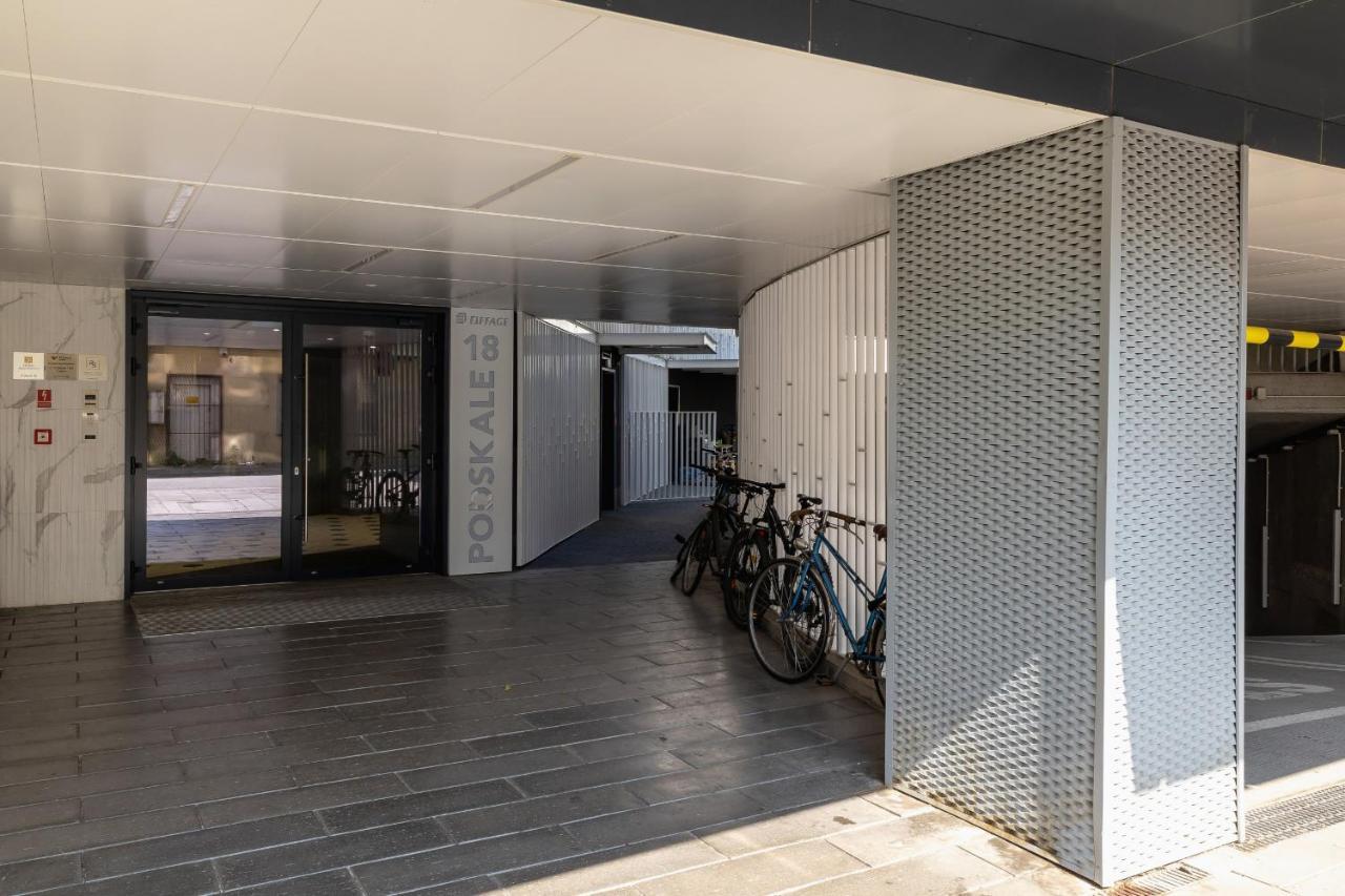 Deluxe Podskale 18 With Parking & Balcony In By Renters Prestige * Krakow